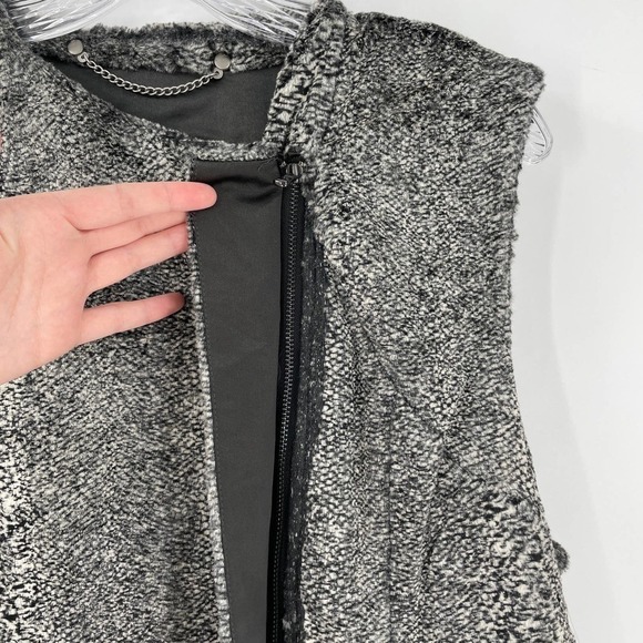NWT Rachel Rachel Roy Heart of Darkness Faux Fur Zip Front Vest Gray - Picture 5 of 8